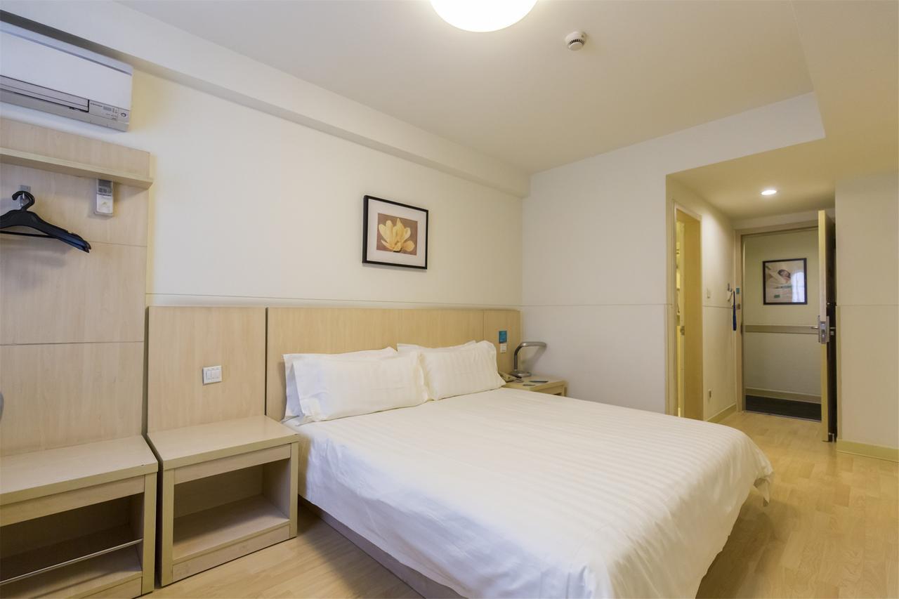 Jingjiang Inn Jurong Renmin Road Женджанг Екстериор снимка